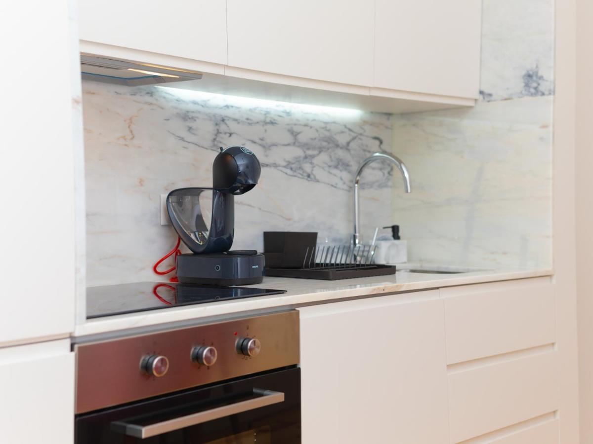 Oporto Guest Downtown Taipas Studio Apartment ภายนอก รูปภาพ